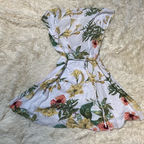 Banjul Floral Dress - Picture 4 of 5